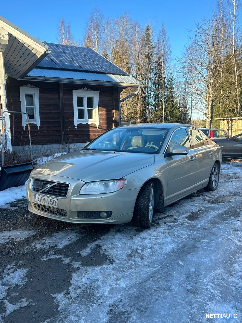 Volvo S80