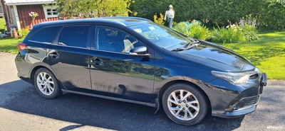 Toyota Auris 2016, kuva 4/17