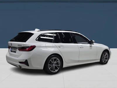 BMW 330 G21 Touring 330e Business Sport 2021, kuva 4/18