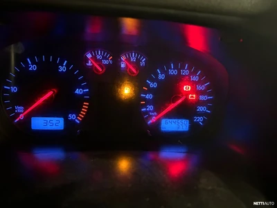 Volkswagen Transporter 2003, kuva 7/7