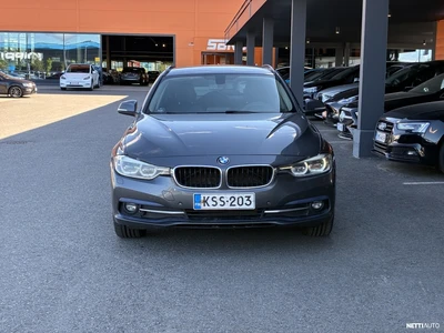 BMW 320 2017, photo 2/5