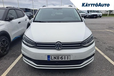 Volkswagen Touran 2017, photo 6/9