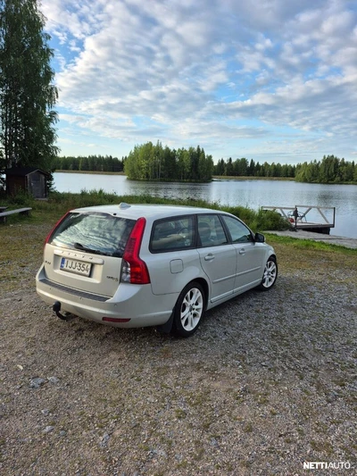 Volvo V50 2011, photo 3/6