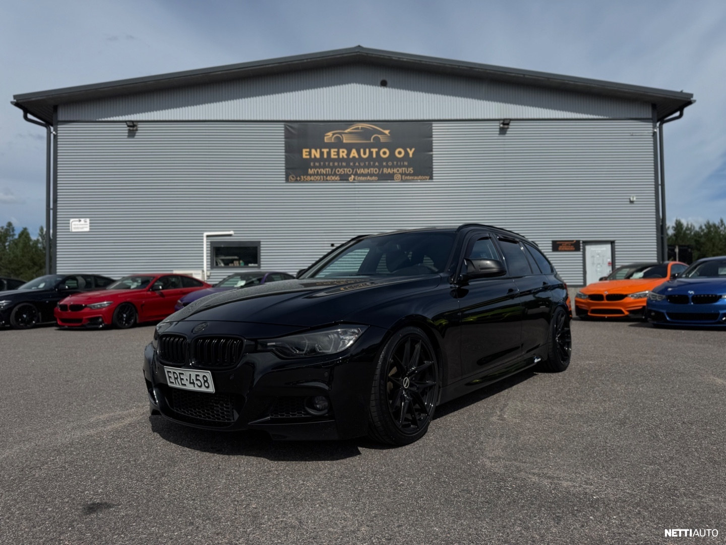 BMW 330
