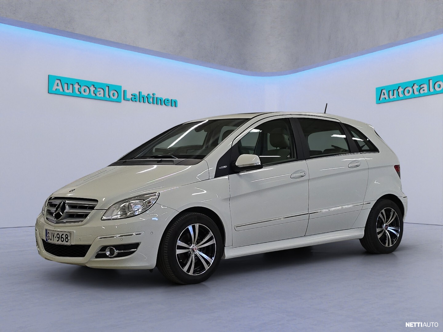 Mercedes-Benz B