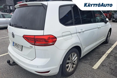Volkswagen Touran 2017, photo 5/9