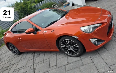 Toyota GT86 2,0 Boxer A/T 2012, kuva 4/18
