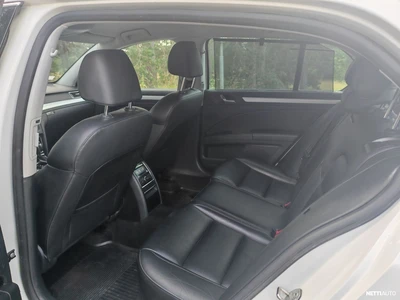 Skoda Superb 2014, photo 7/10