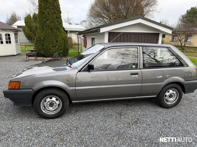 Nissan Sunny