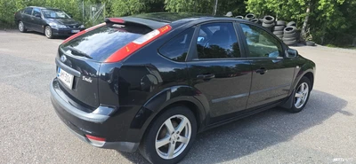 Ford Focus 2005, photo 6/29