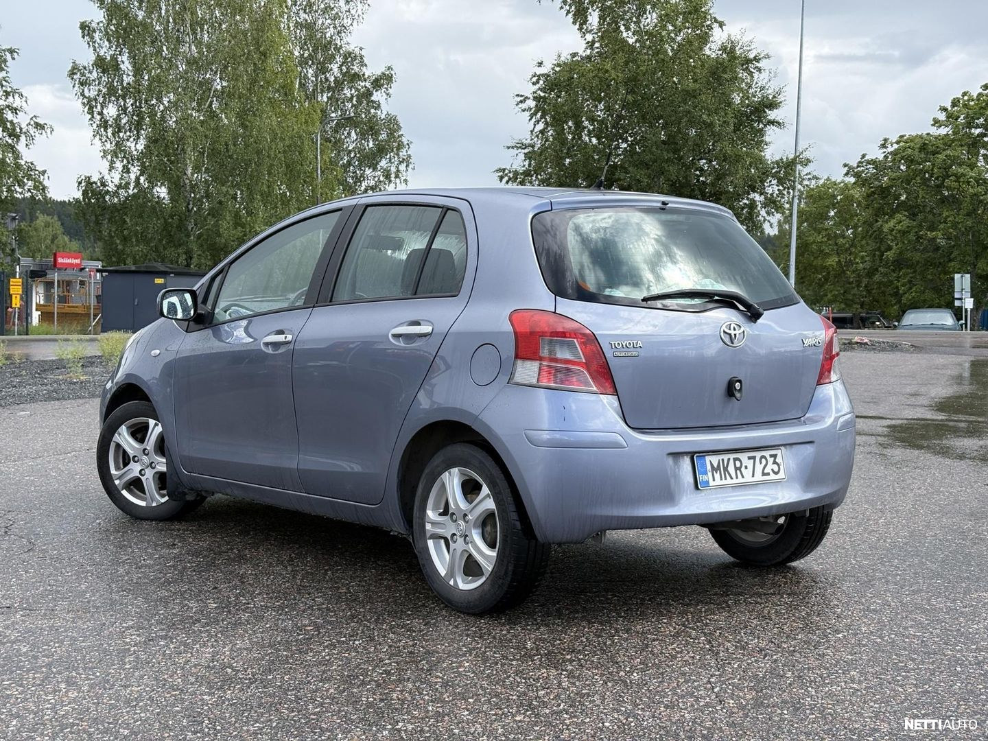 Toyota Yaris 2011, photo 3/7