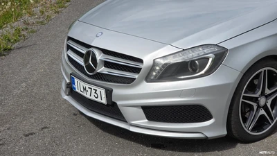 Mercedes-Benz A AMG sisä-&ulkopaketti 2014, kuva 3/11