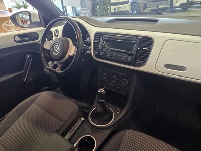 Volkswagen Beetle 2015, photo 5/10
