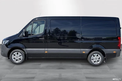 Mercedes-Benz Sprinter 2025, photo 2/13