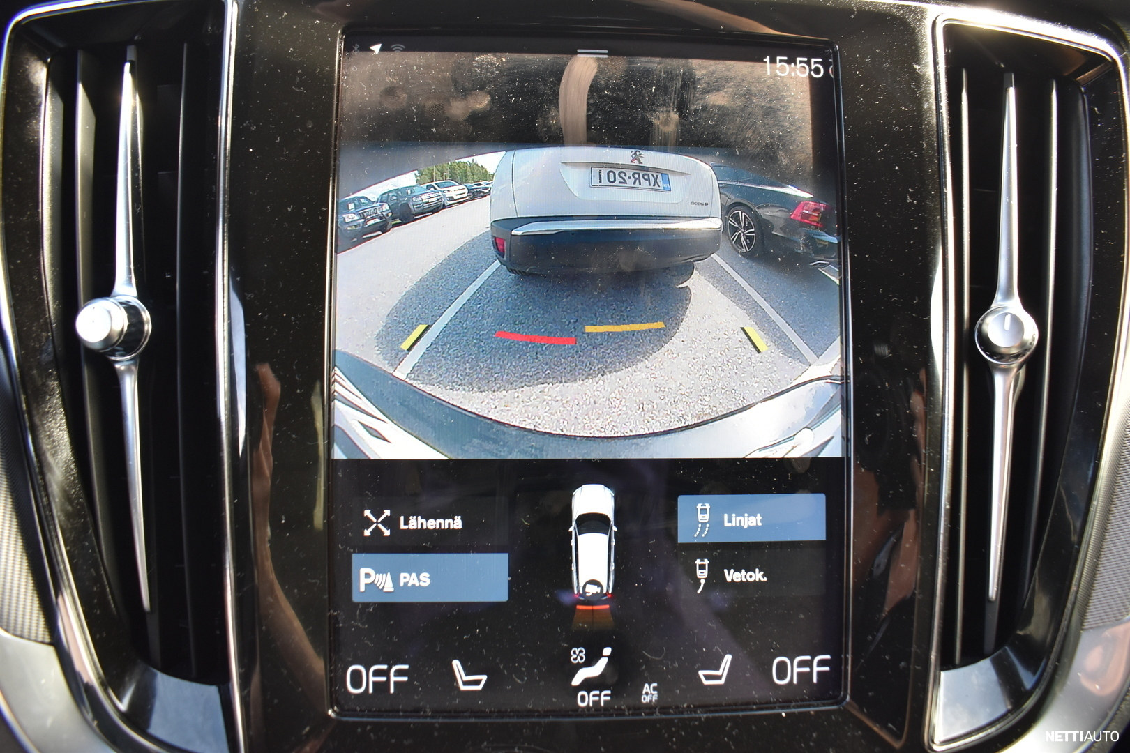 Volvo V60 2022, photo 6/9