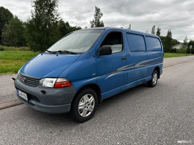 Toyota Hiace Pitkä malli 2004, photo 1/13