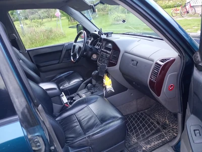 Mitsubishi Pajero 2000, kuva 5/17