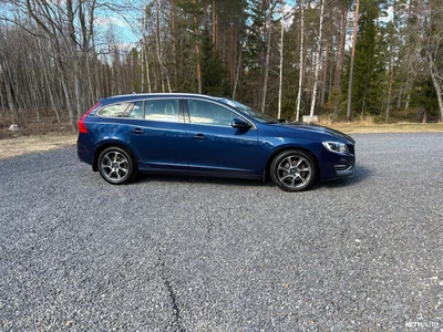 Volvo V60 D4 Ocean Race Business aut 2015, kuva 4/22
