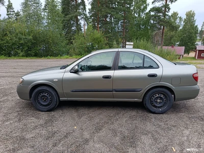 Nissan Almera 2005, kuva 4/8