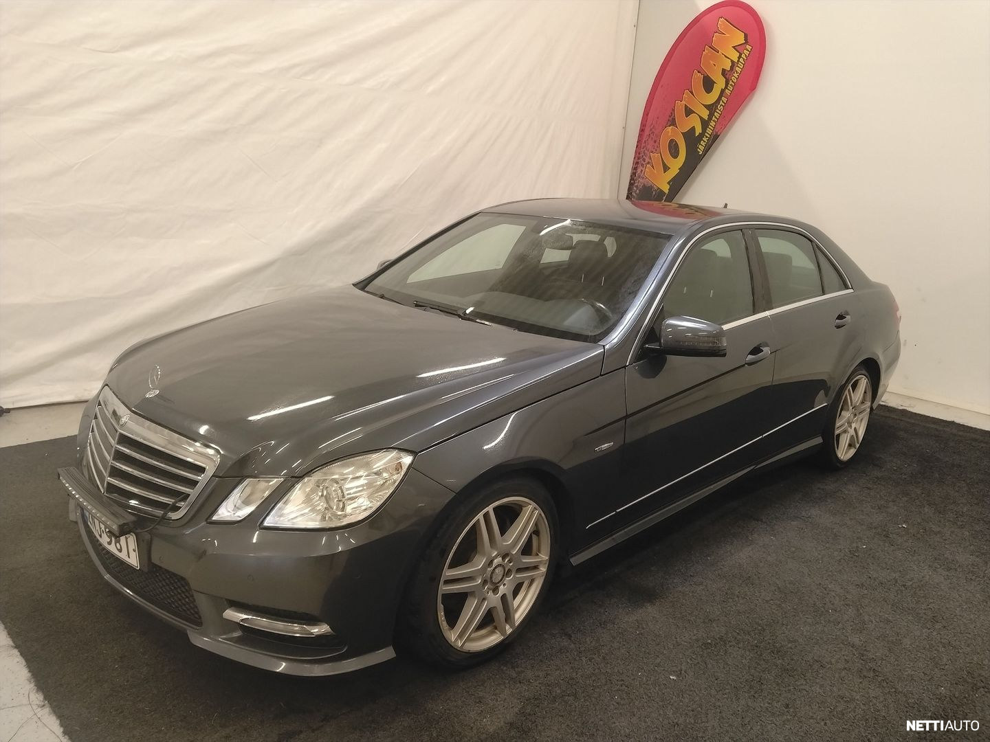 Mercedes-Benz E