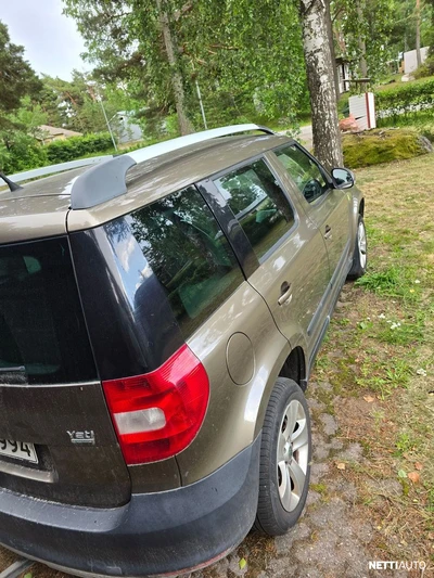 Skoda Yeti 1,6 TDI Adventure GreenLine 2011, kuva 3/6