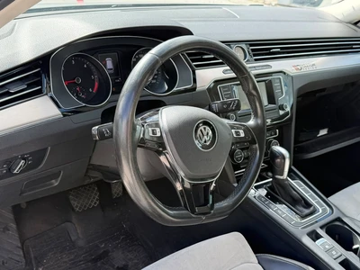 Volkswagen Passat 2015, photo 3/3