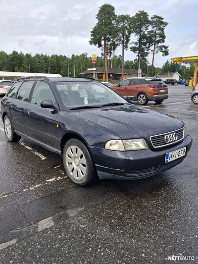 Audi A4 1997, photo 1/7