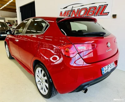 Alfa Romeo Giulietta 2012, kuva 4/15