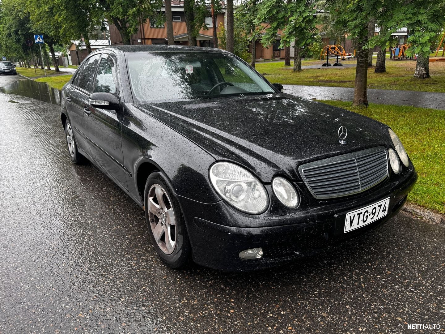 Mercedes-Benz E
