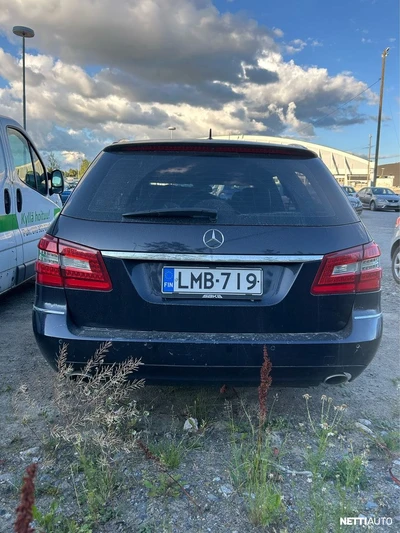 Mercedes-Benz E 2010, photo 2/8