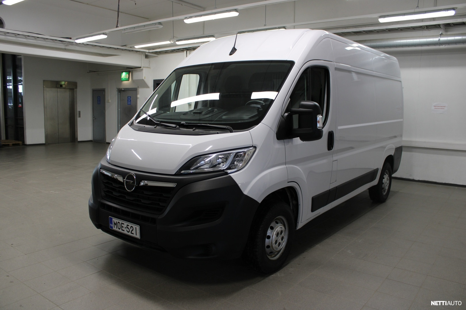 Opel Movano