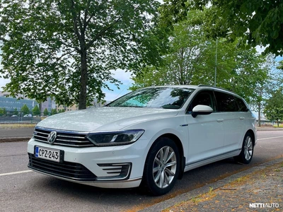 Volkswagen Passat 2018, kuva 1/10