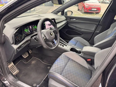 Volkswagen Golf 2022, photo 7/21