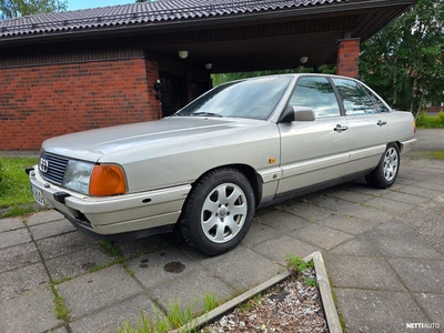 Audi 100 2.2 5syl 10v quattro 1987, photo 1/11