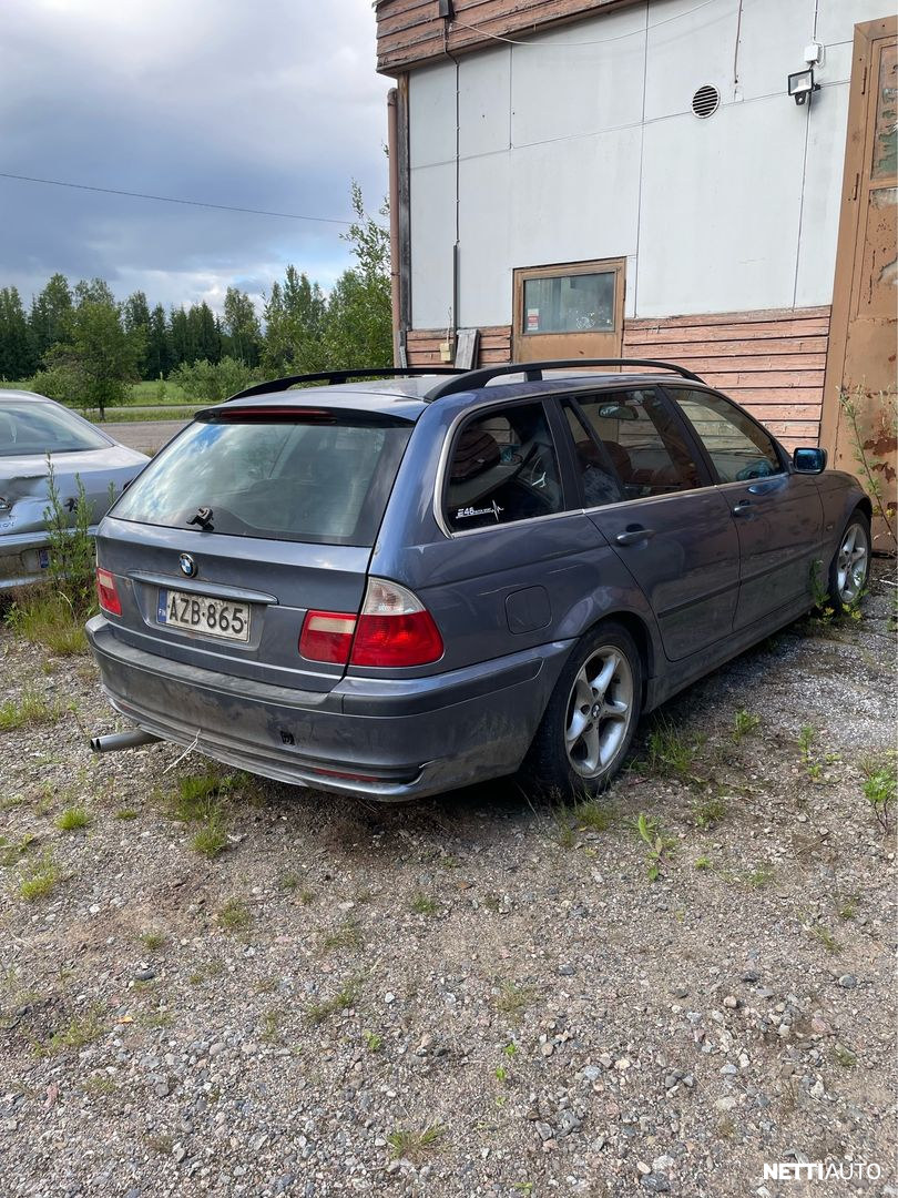 BMW 320