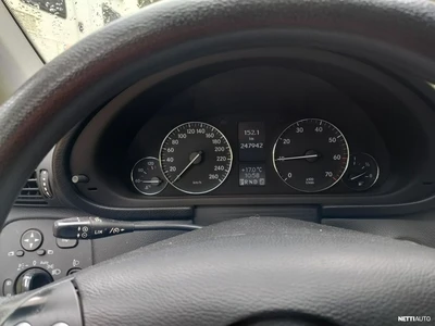 Mercedes-Benz C 2006, kuva 7/9