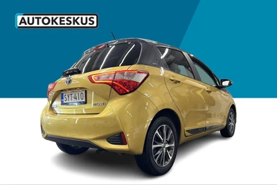 Toyota Yaris 1,5 Hybrid Y20 Gold Edition 2019, photo 6/26