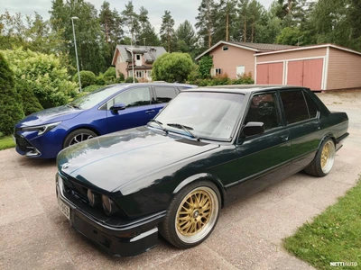 BMW 535 E28 535i Turbo 1982, photo 2/11