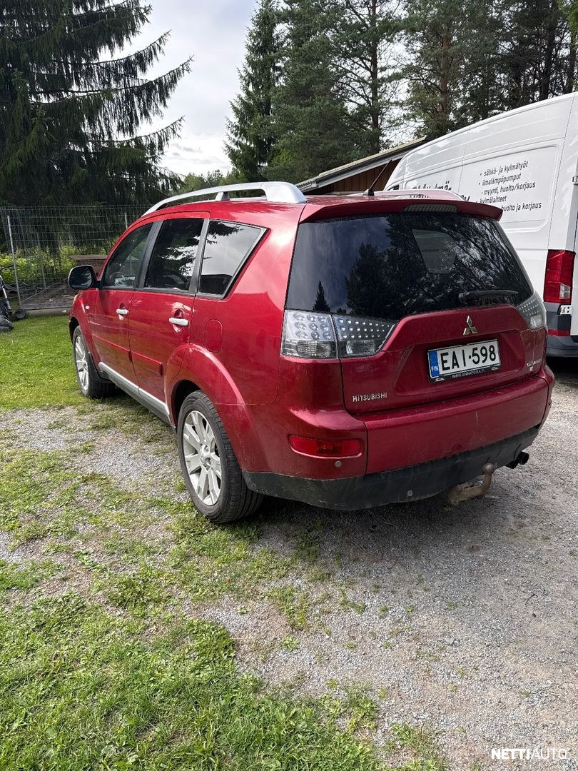 Mitsubishi Outlander 2009, kuva 3/4