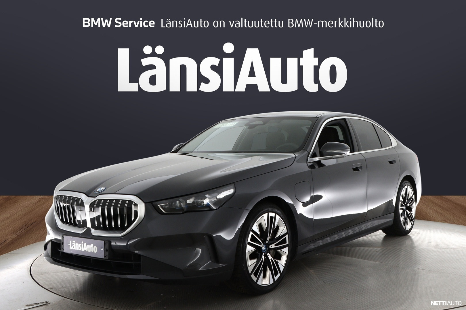 BMW 550