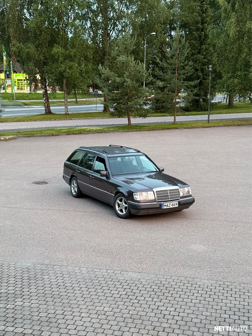 Mercedes-Benz E