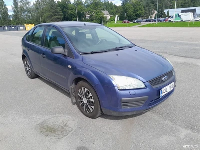 Ford Focus 2005, photo 2/6