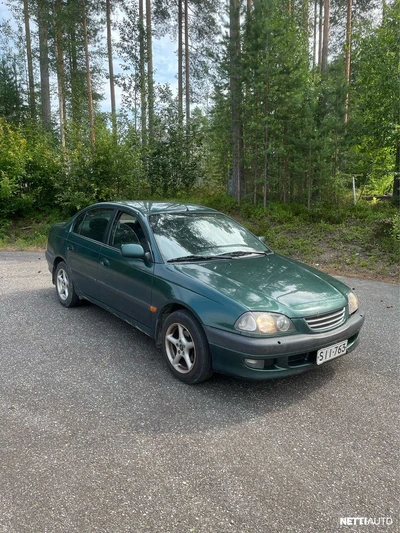 Toyota Avensis 1999, kuva 6/9