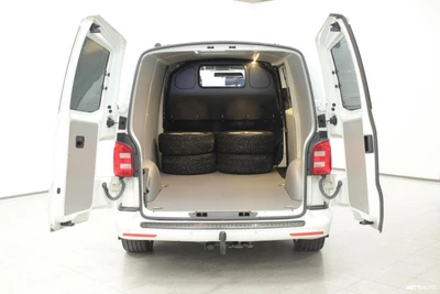 Volkswagen Transporter 2017, photo 6/18