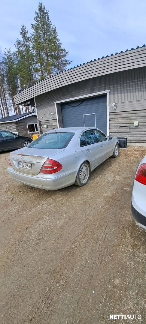 Mercedes-Benz E 320 2003, kuva 3/11