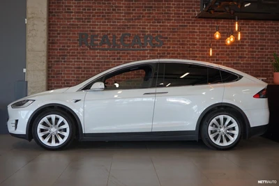 Tesla Model X 2020, kuva 3/18