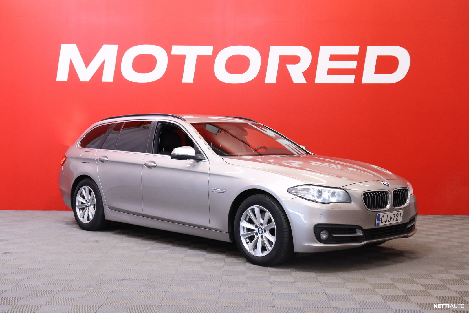 BMW 520