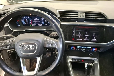 Audi Q3 2019, photo 3/4