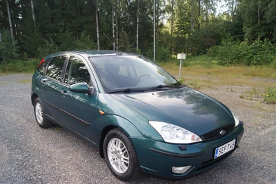 Ford Focus 2002, kuva 1/10