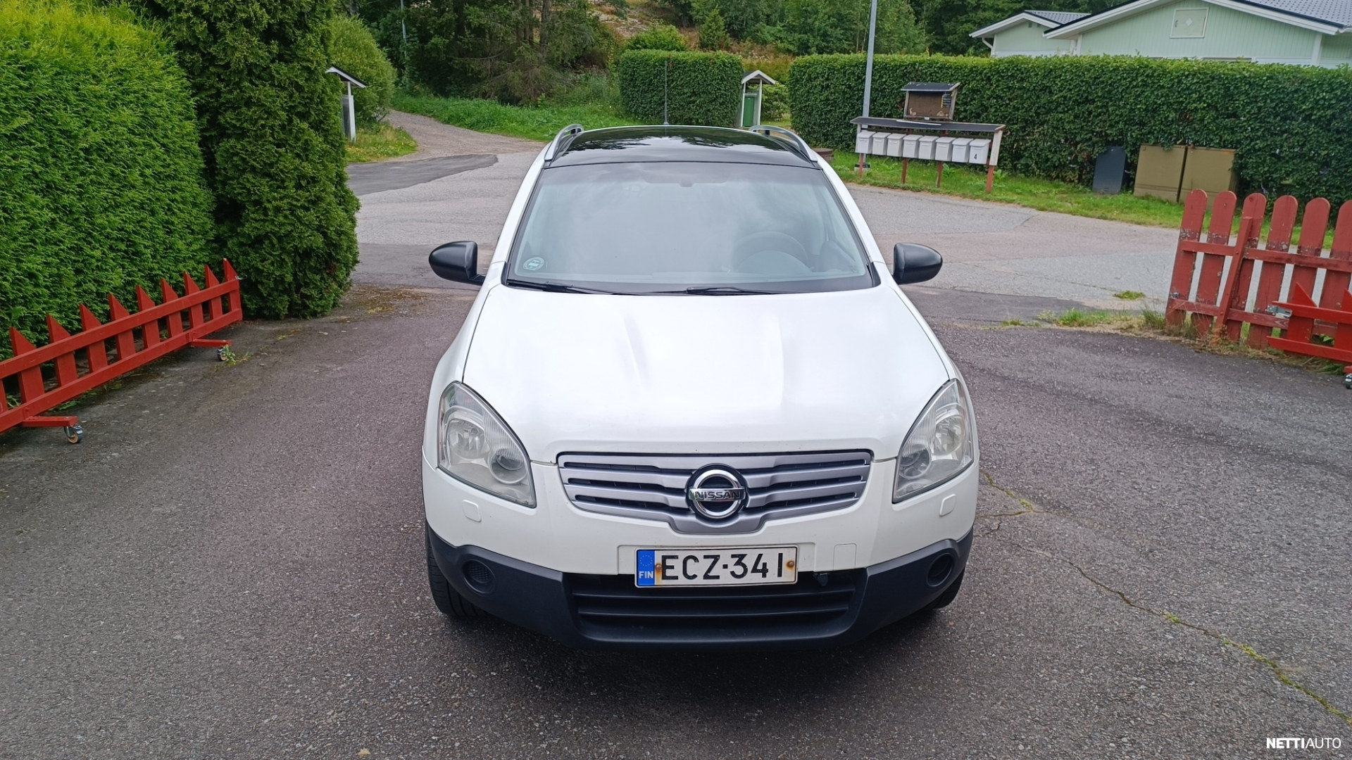 Nissan Qashqai+2 2009, photo 7/10